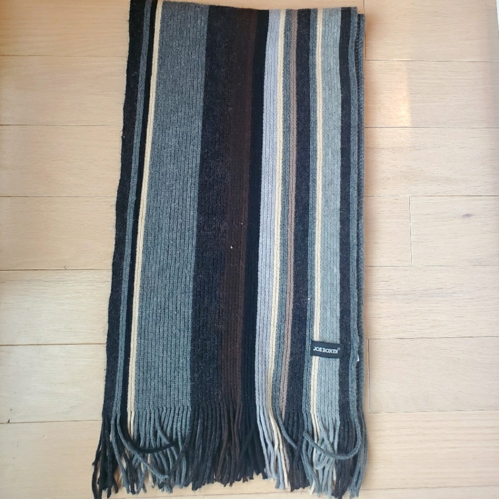 Scarf Grey